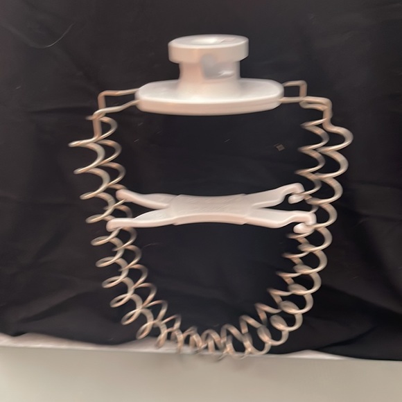 POURfect Whisk-A-Bowl Flex Edge Beater fits Tilt Head Mixer Attachment - Picture 9 of 11